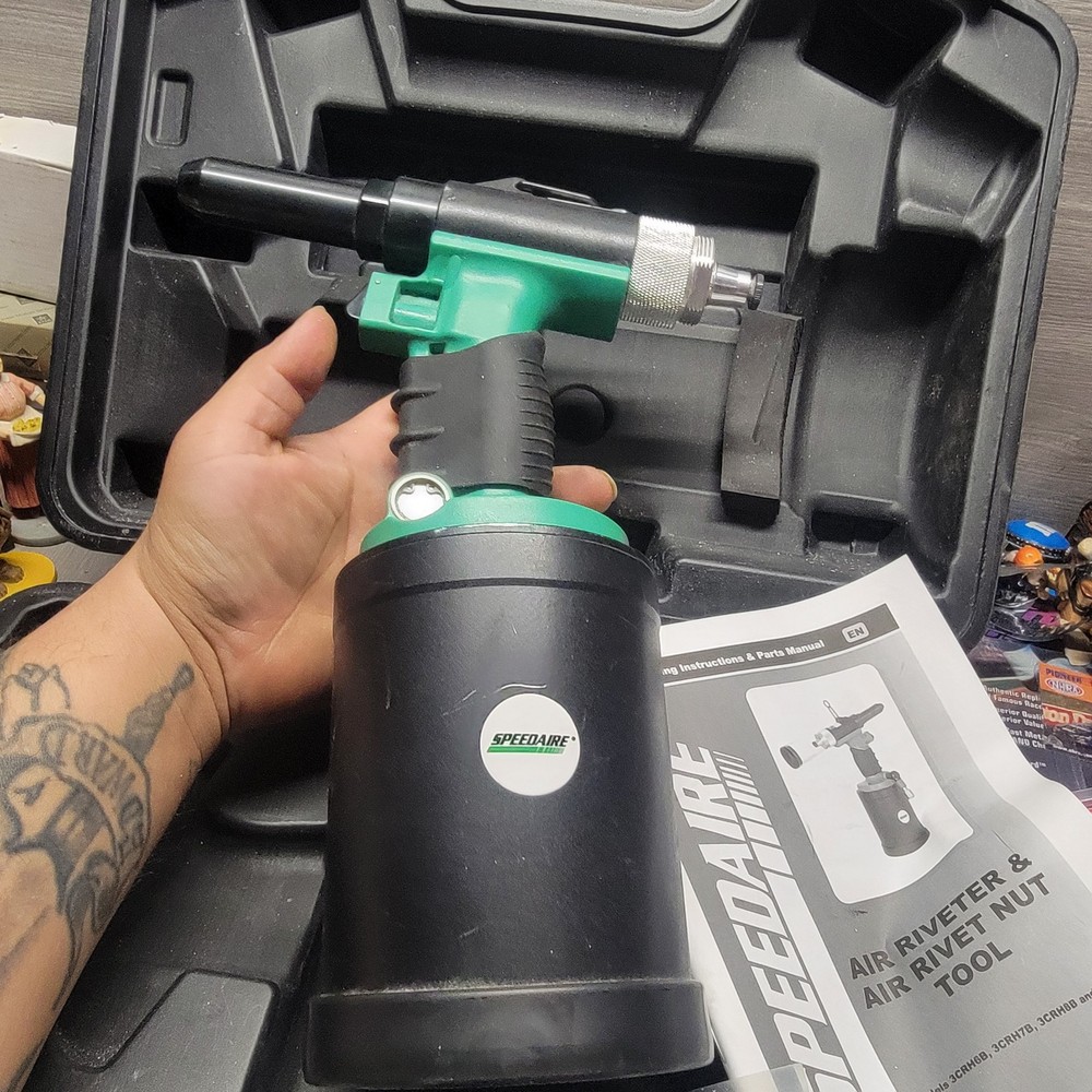 SPEEDAIRE 3CRH6B AIR RIVETER See Pics
