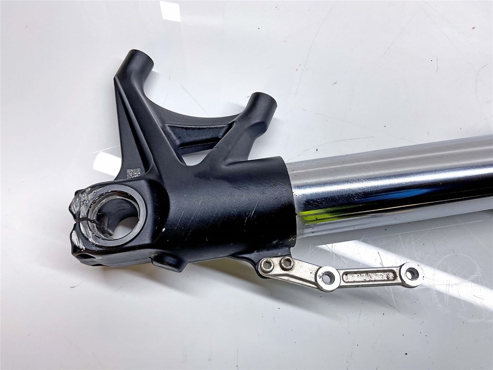 2024 Benelli TRK 702 Left Fork - 43200P160000