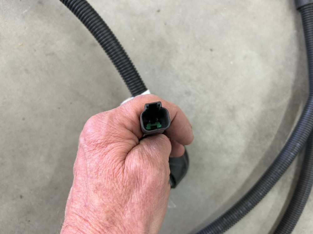 DEF Hose Assembly DEF7036