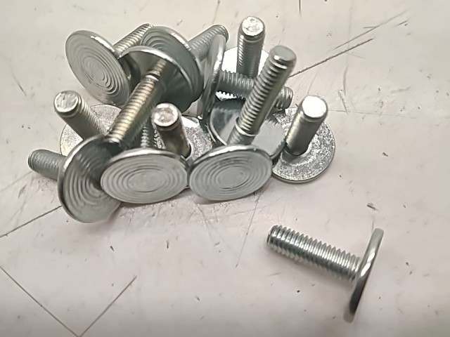 Polaris Hooker Studs Steel - 2000 Polaris NOS