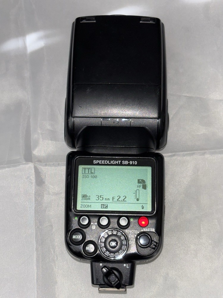 Nikon SB-910 Speedlight Flash Tested
