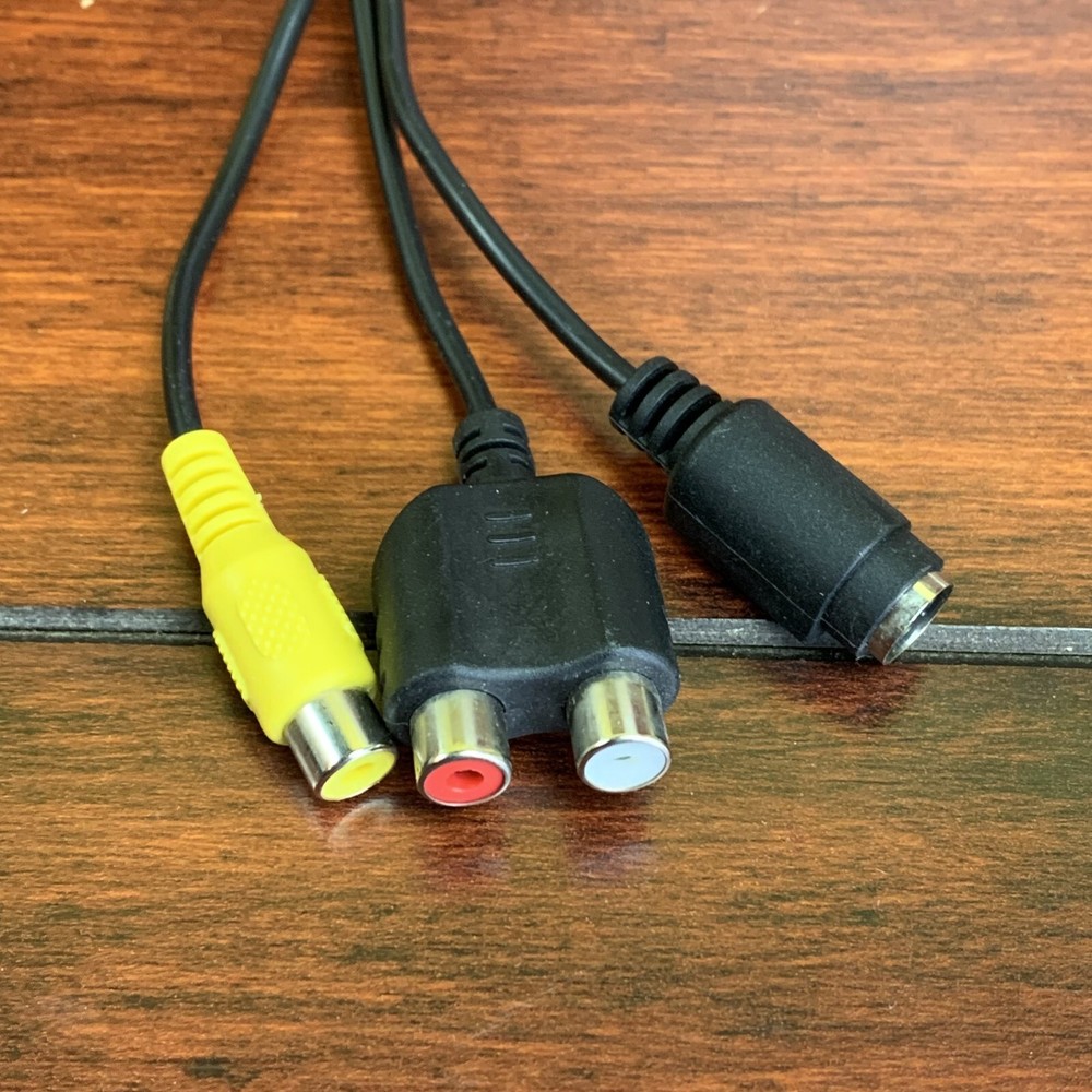 Roxio Video Capture USB UB315-E Adapter for Converting VHS VCR to Digital Format