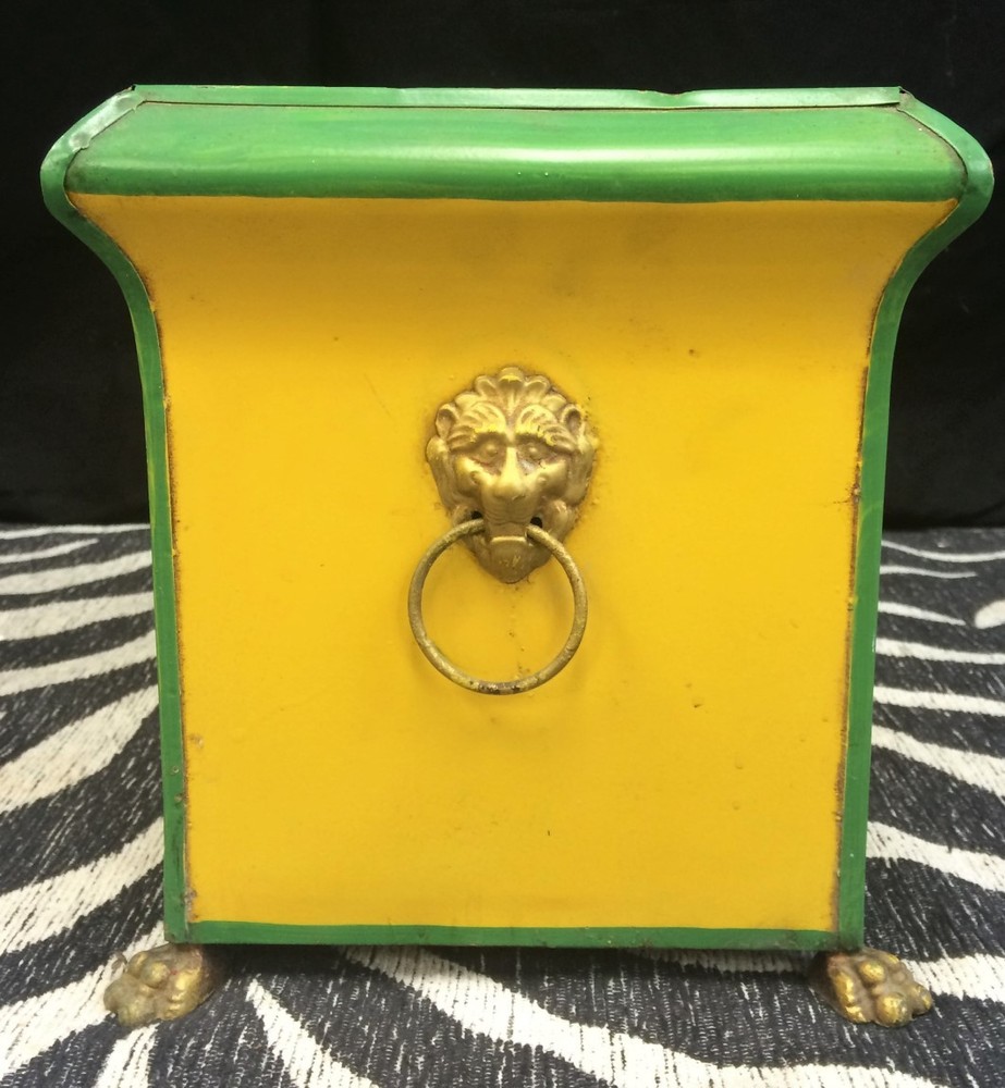 "Chinoiserie Tole Cachepot"