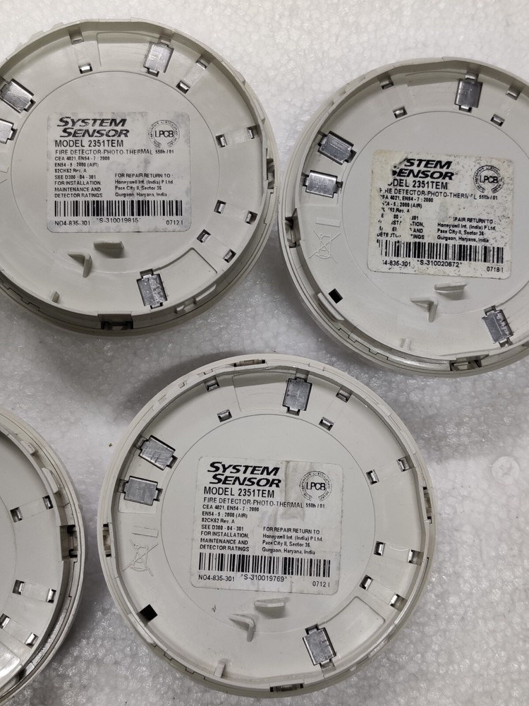 5 Qty Of System Sensor 2351TEM Fire Detector With B401 Detector Base