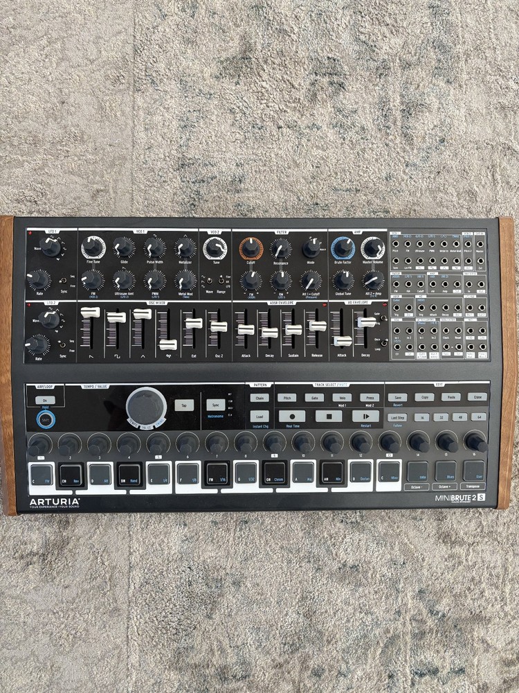 Arturia MiniBrute 2s Analog Synthesizer