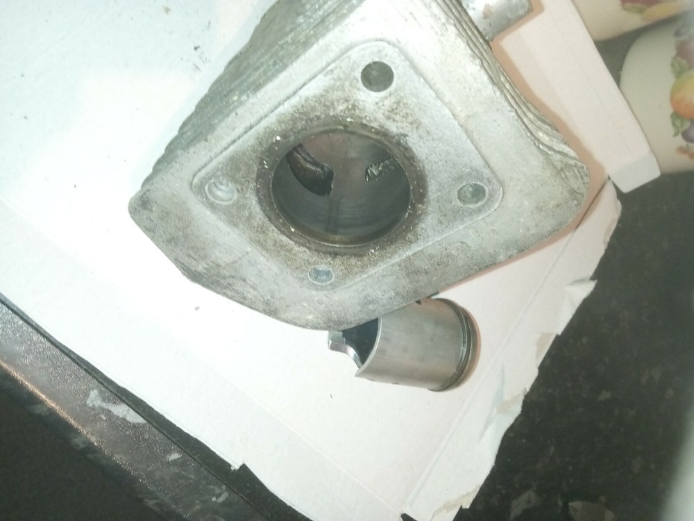 Suzuki gt125 barrel and piston