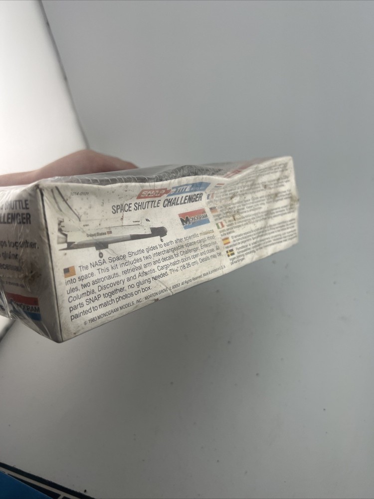 Vintage 1983 Monogram Space Shuttle Challenger Snap Tite Model Sealed