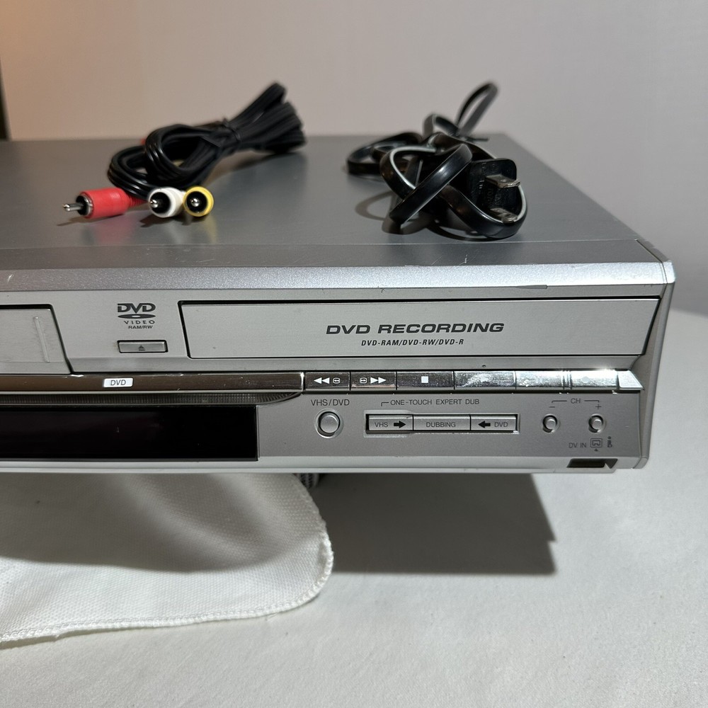 JVC DR-MV5SU VHS/DVD Recorder Combo Player No Remote Tested DVD DOES NOT WORK