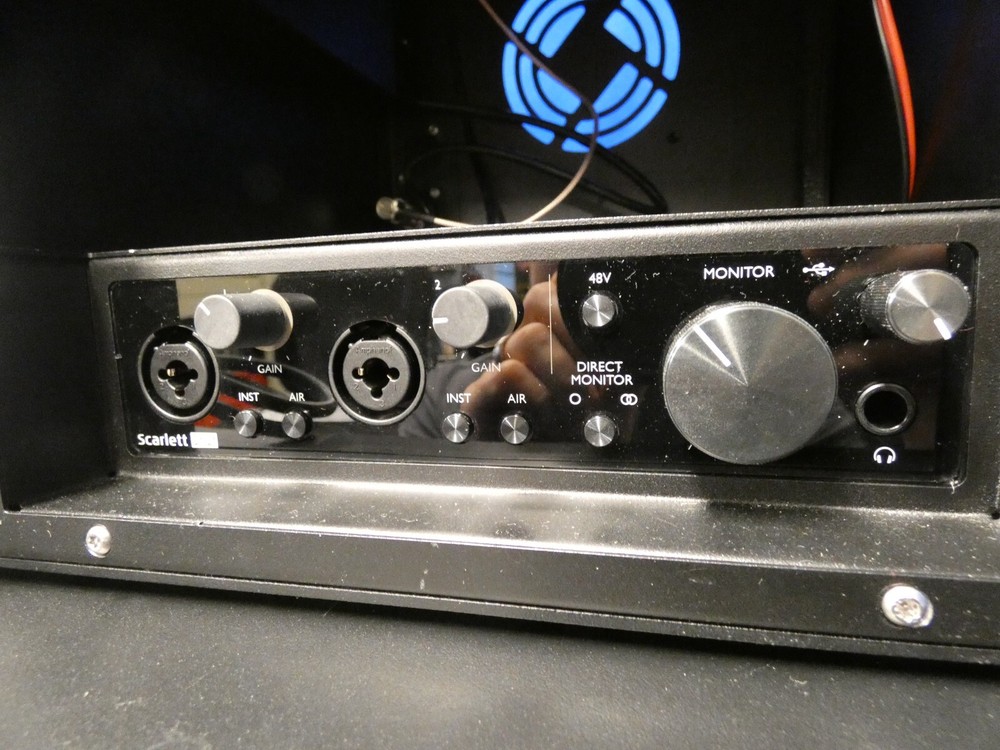 Quicklink ST500 Studio-In-A-Box & ST200 Encoder & Decoder, Case, Scarlett 2i2