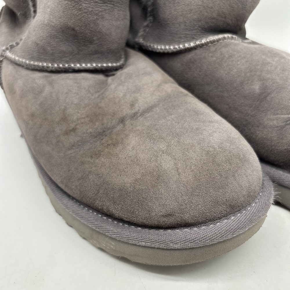 Womens UGGs Tall Grey Size 6!