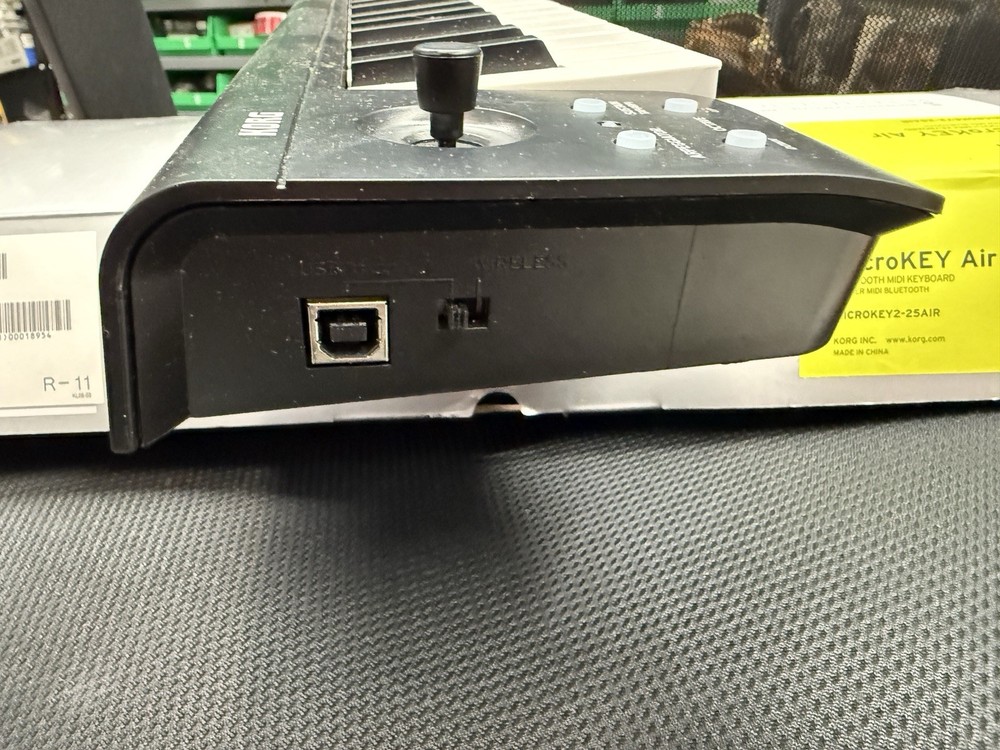 Korg MICROKEY2-25AIR MicroKEY Air 25 Key MIDI Controller