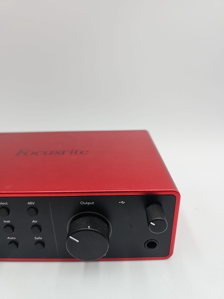 Focusrite Scarlett 4i4 (4th Gen) USB Audio Interface