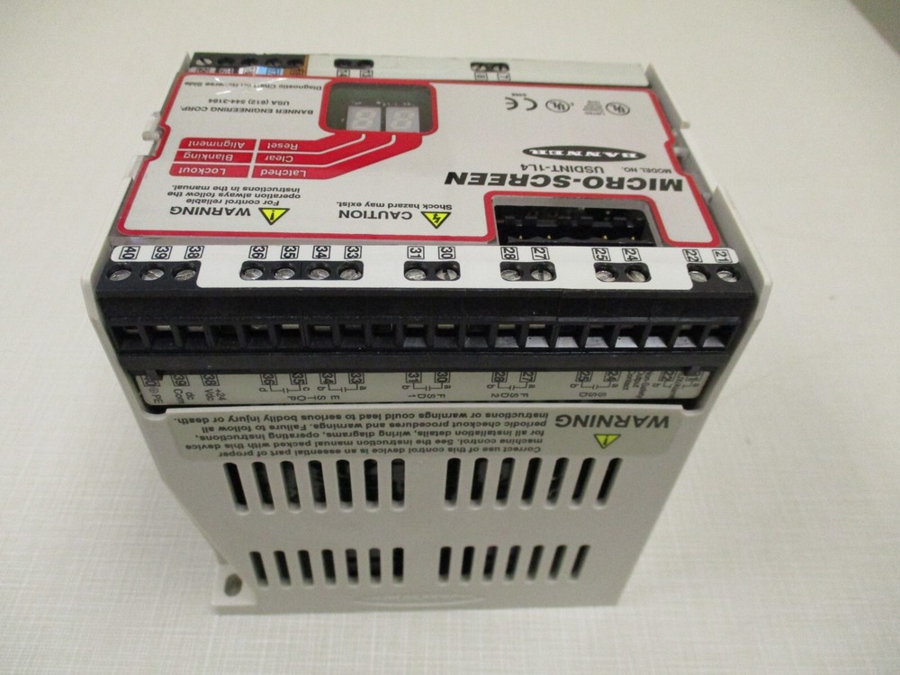 Banner, Micro-Screen, USDINT-1L4 (Used)