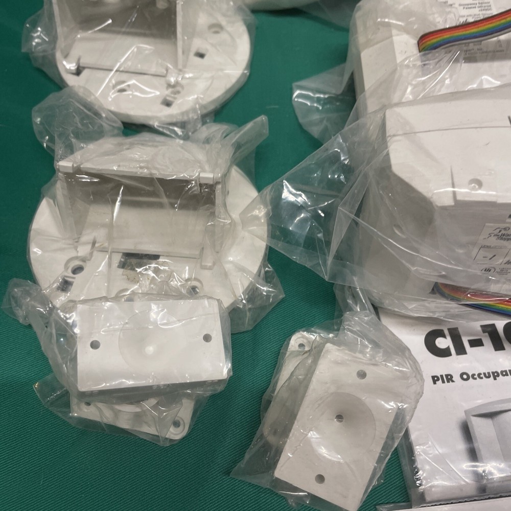 NEW (4) WATTSTOPPER CI-100VERSION 3 PIR OCCUPANCY SENSOR