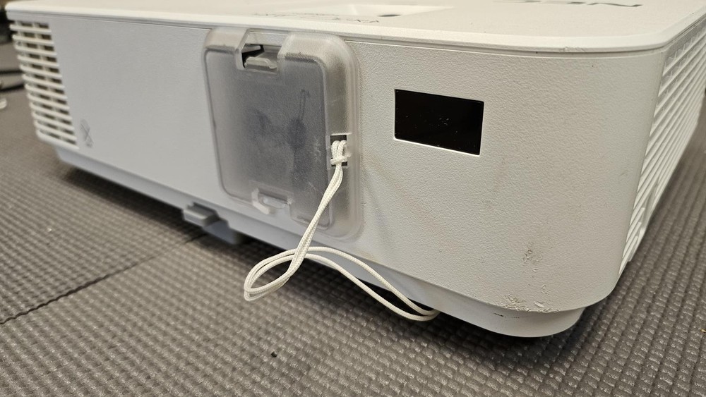 NEC V332X DLP 3D Capable Projector