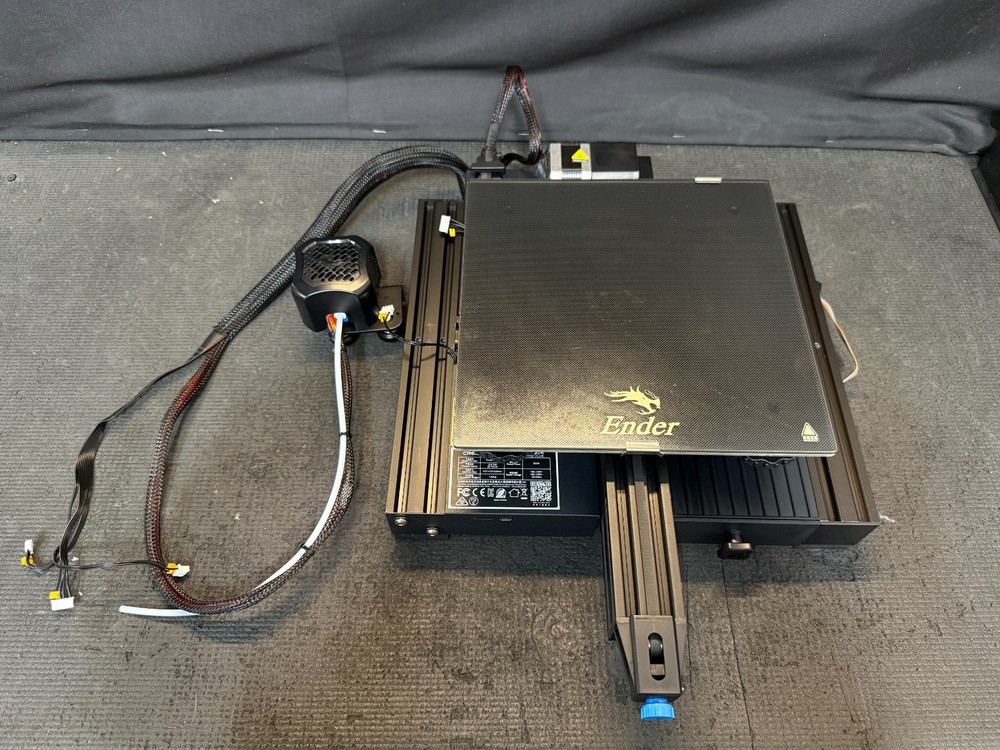 Creality Ender 3 V2 3D Printer