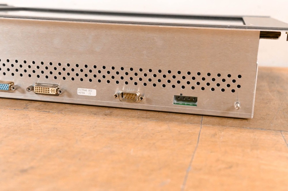 Solid State Logic C300 HD Operator Display (DVI/VGA, EXT K/B & EXT VID) CG01U0H