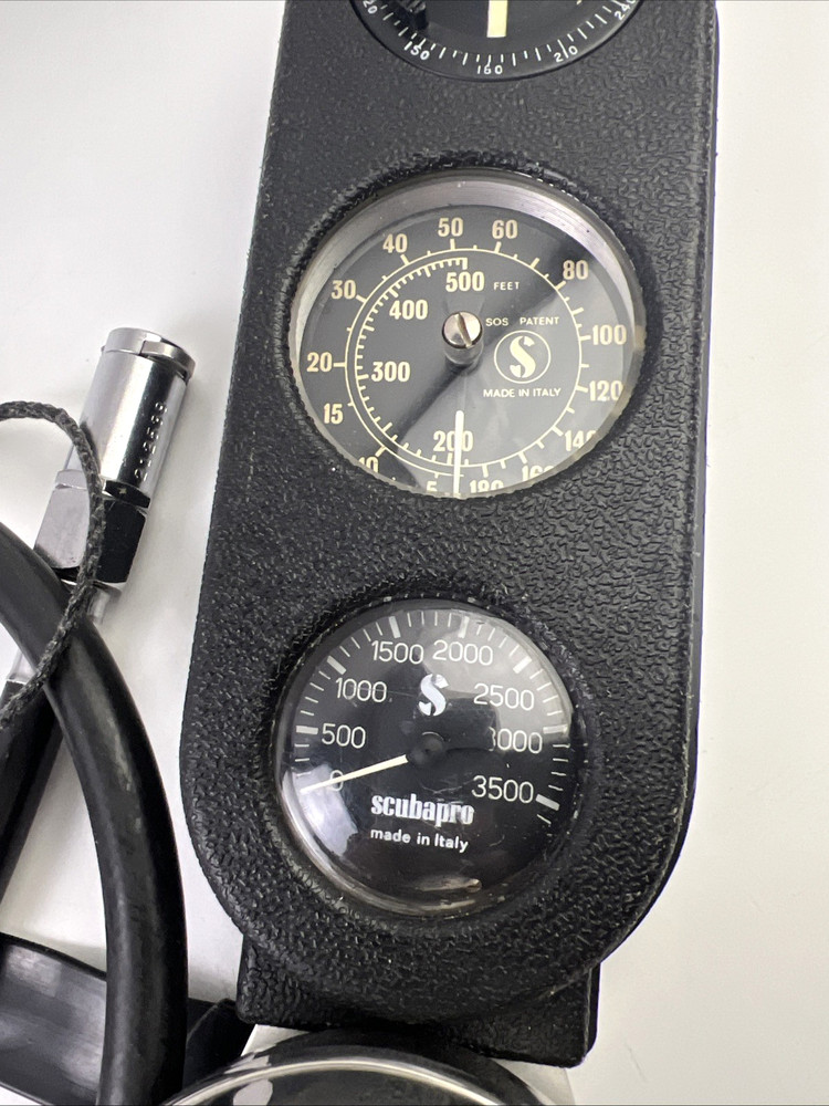 Scubapro Automatic Decompression Meter Plus Regulator, etc. See Pics