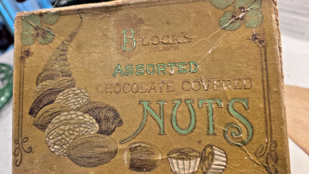 Antique Blocks Atlanta Assorted Chocolate Covered Nuts Box Candy
