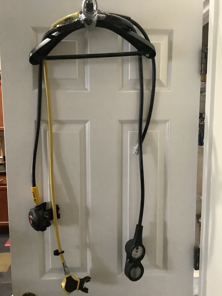 Aqualung Titan octopus with Computer