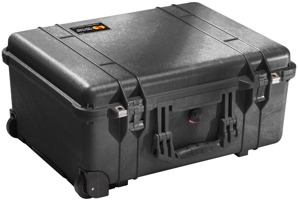 Pelican 1560 Case with Foam (Black)