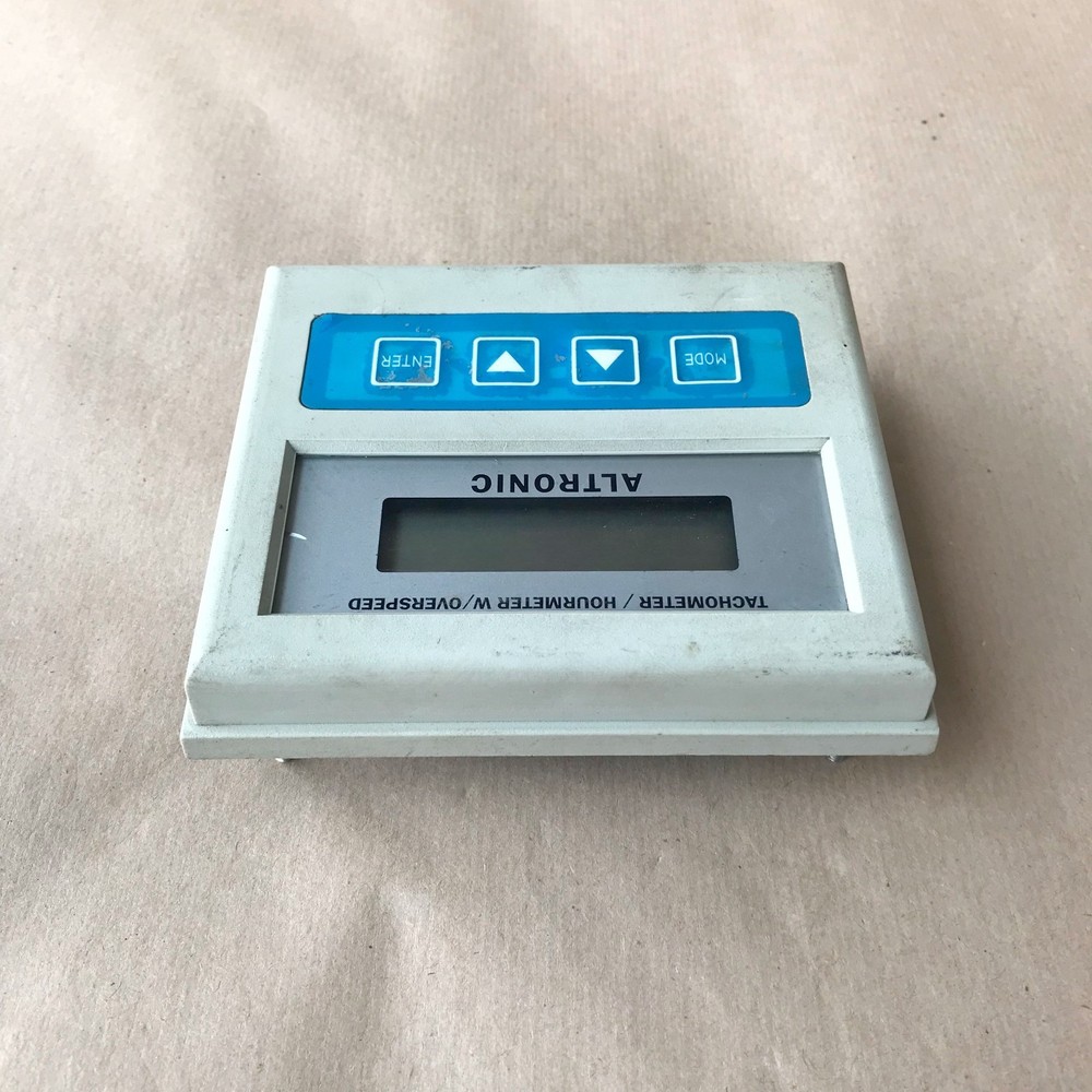 ALTRONIC DTHO-3201 DIGITAL TACHOMETER