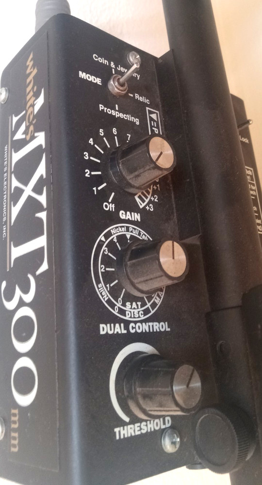 Whites Electronics MXT E-series metal detector