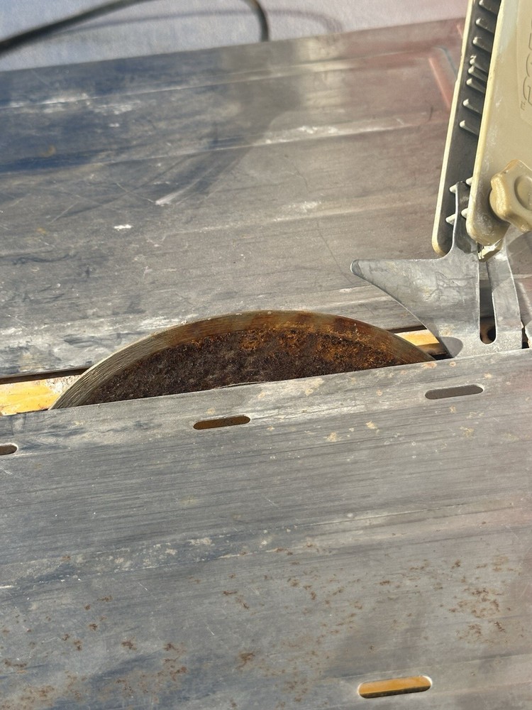 WorkForce tile cutter saw THD550 120V