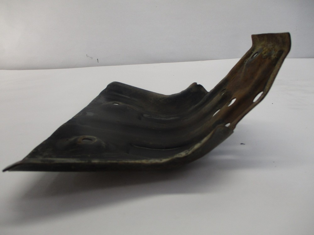90 SUZUKI LTF250 SKID PLATE