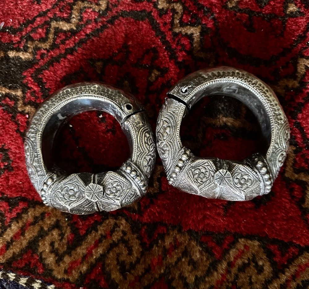 (B) Pair Ornate Antique Omani Anklets Silver