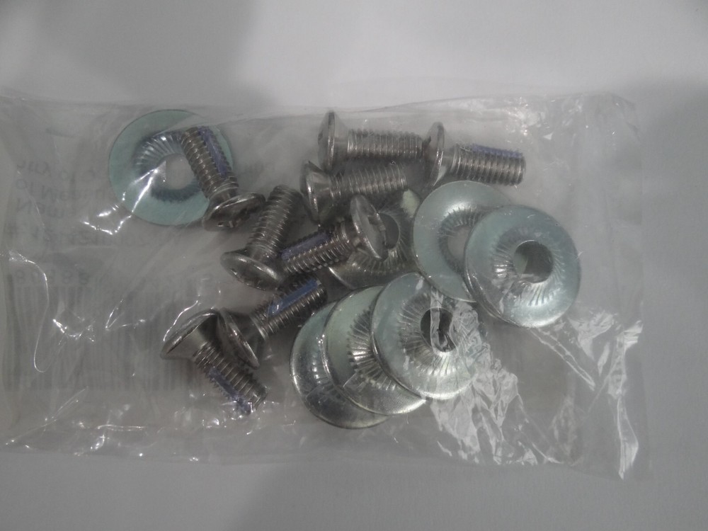 Burton Snowboard M6 Mounting hardware - 1 set
