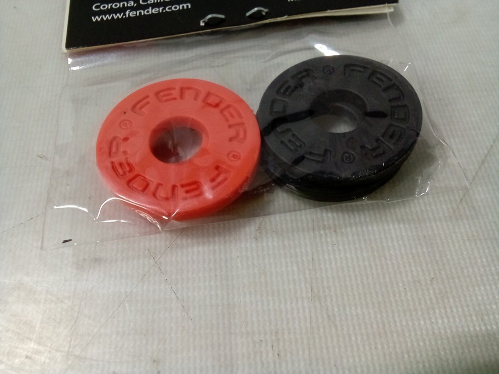 Genuine Fender Black & Red Strap Blocks Lock System (4-Pack)