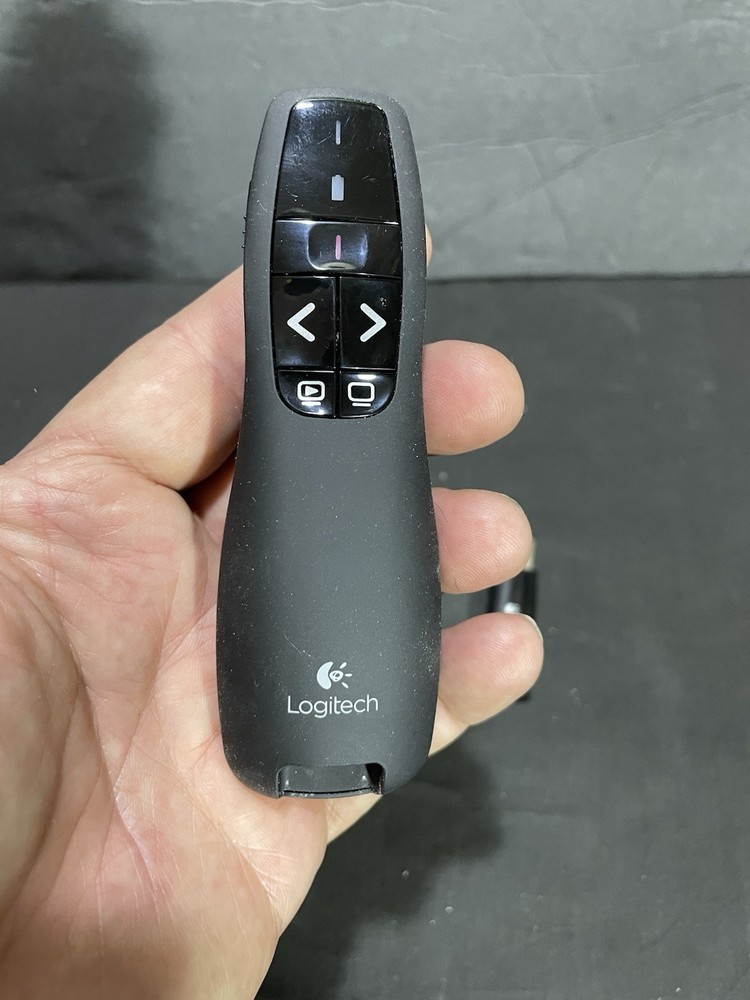 Logitech R400 Presentation Remote Wireless Laser Pointer Clicker Slideshow