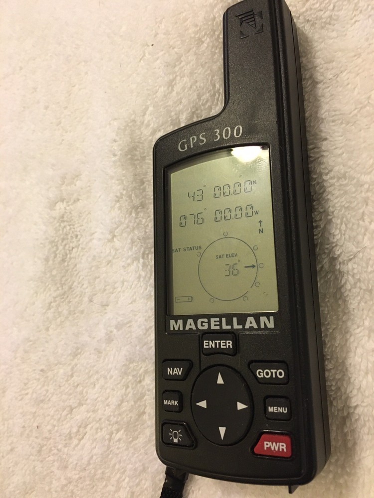 Magellan GPS 300 Satellite Navigator