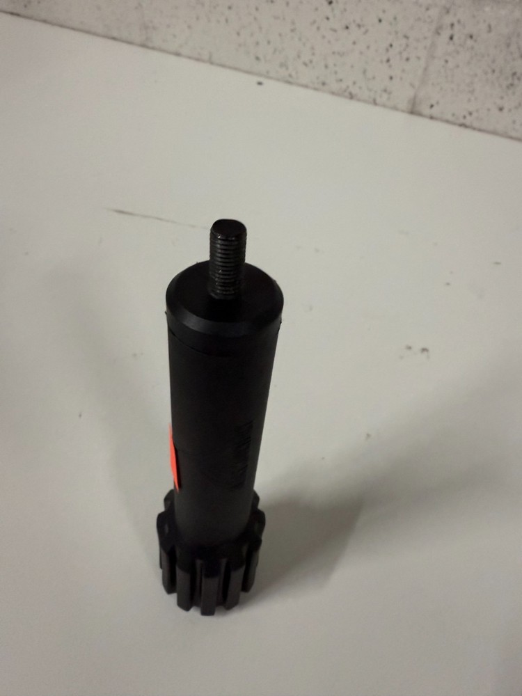 Used - Stabilizer - 6in - Black