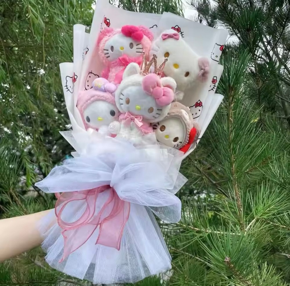 Sanrio Plush Bouquet Crown