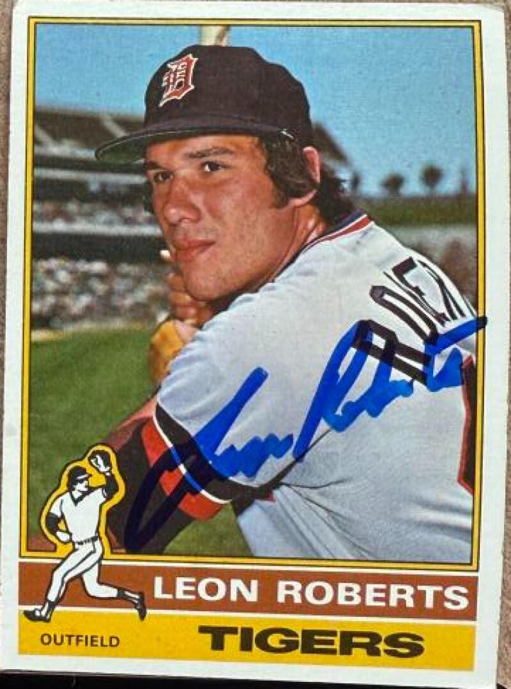 Leon Roberts Autographed 1976 Topps #292