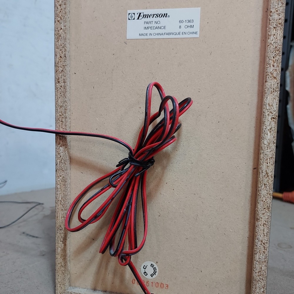 Emerson Compact Disc Player 16 track Model MS7628 - Check Description