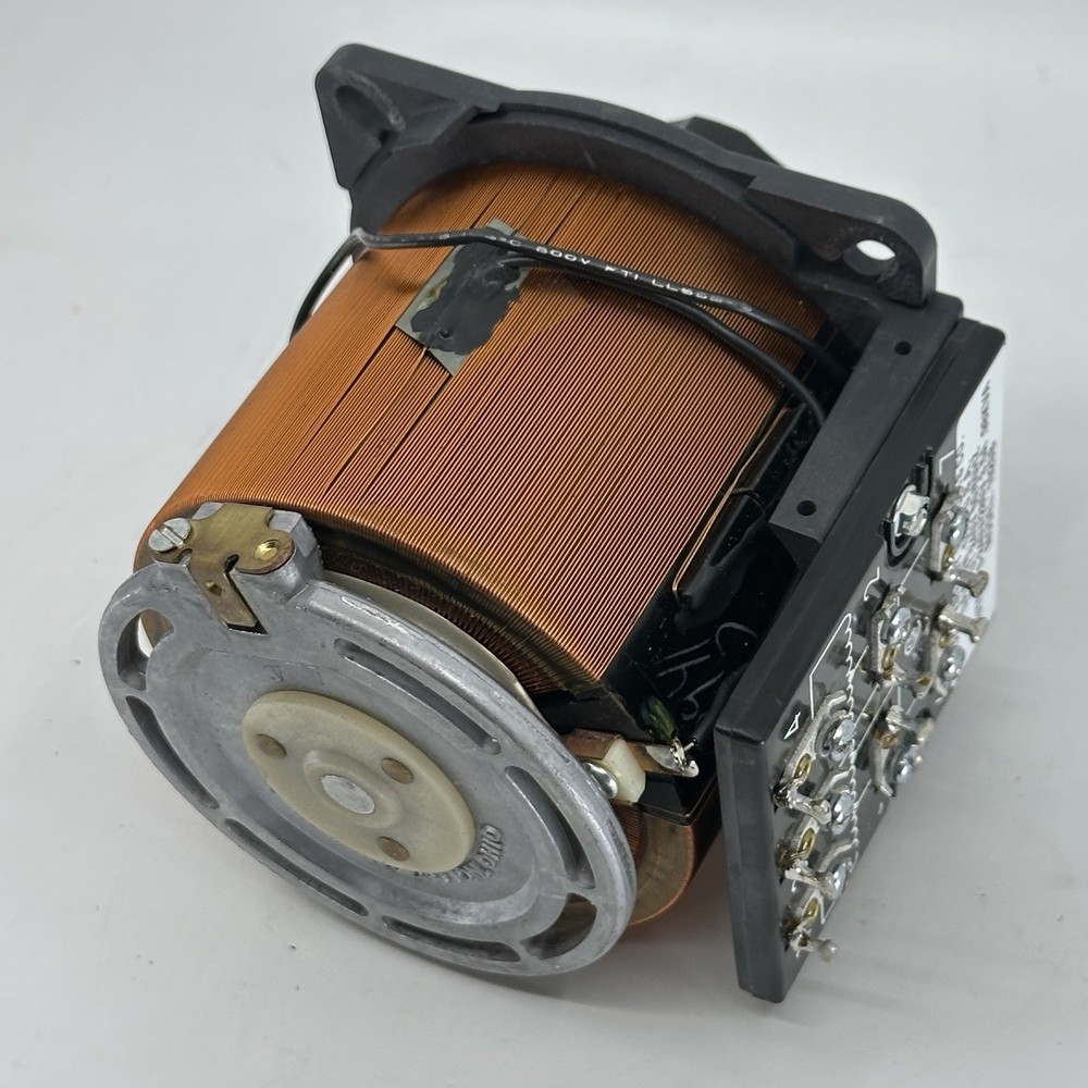 STACO Energy Products 1020B Variable Transformer