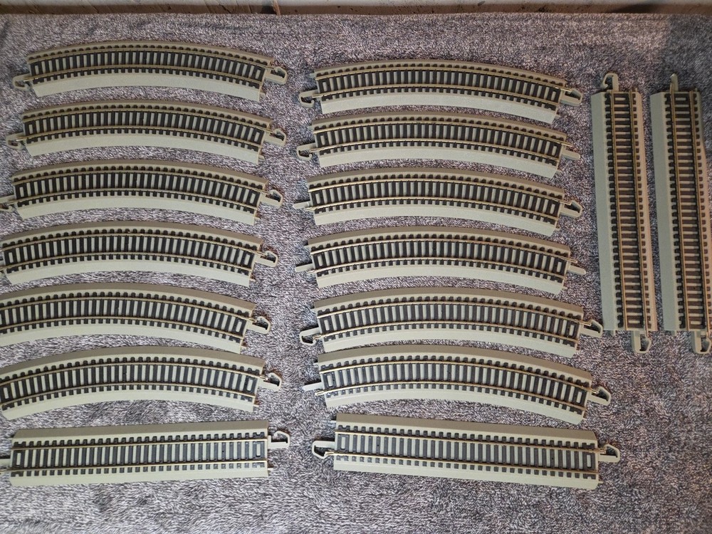 Bachmann Ho Train Set With Extra Tracks Pieces & Accessories UNTESTED AS IS