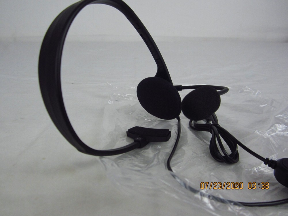 Essential Mono Wired Chat Headset for PS4 With mic & volume