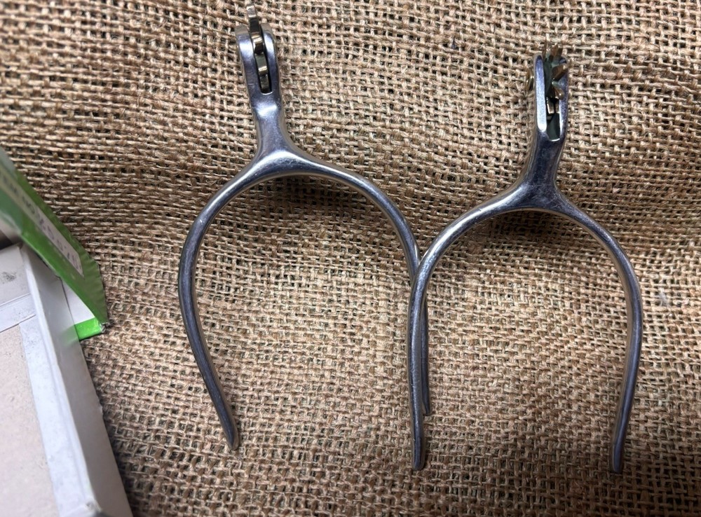 Spurs Parade Quick On Silver Spurs Stainless 14F