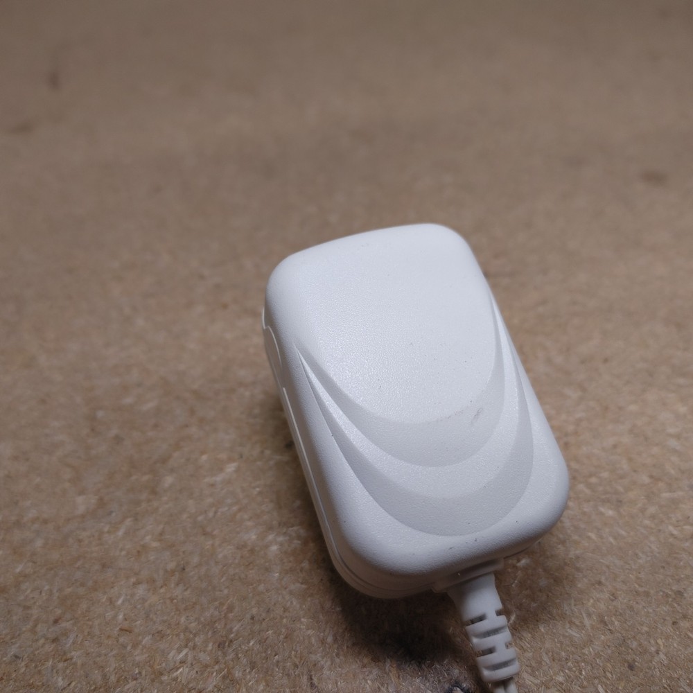 Energizer Charger - White PL-7528