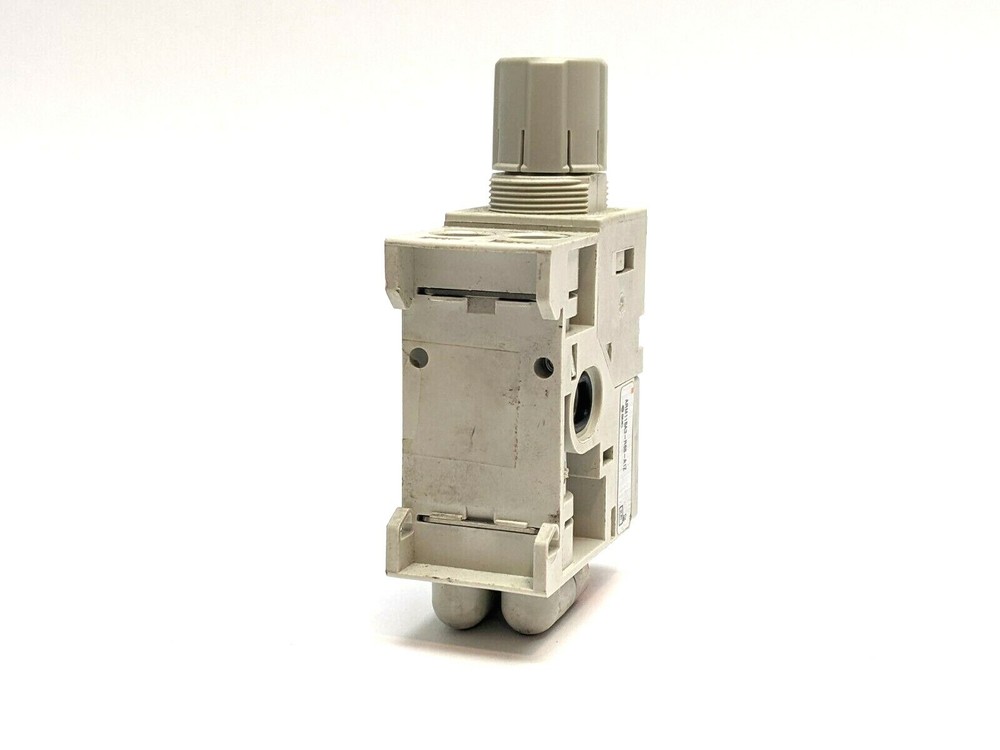 SMC ARM11BA3-R68-A1Z Manifold Regulator Block