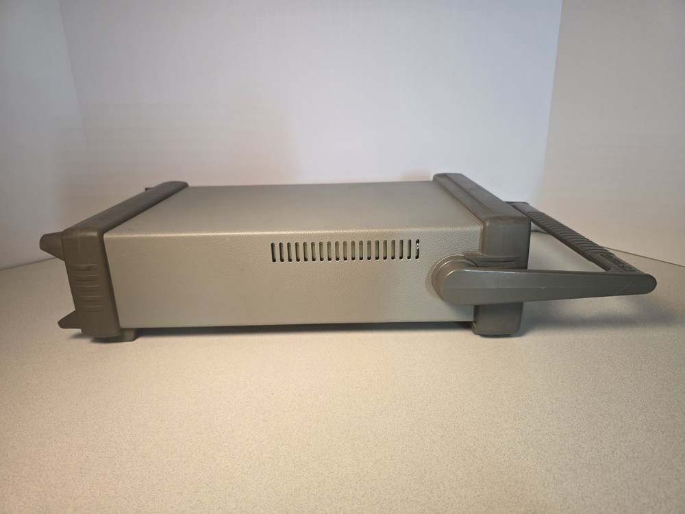 HP 53131A 225MHz Universal Frequency Counter Tested Working Hewlett Packard