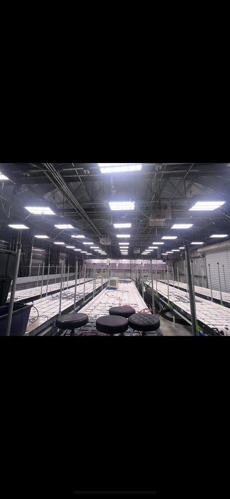 Growers’s Choice TSL-800 LED Grow Light
