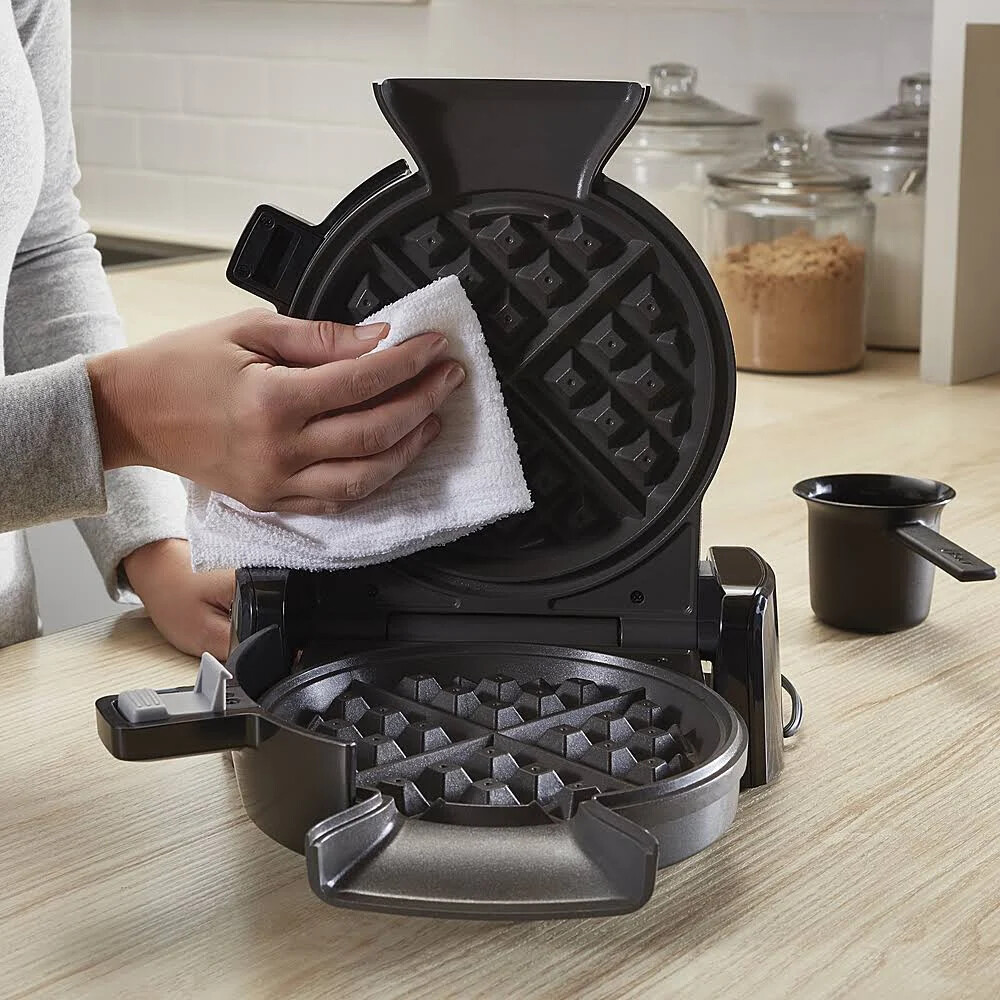 Oster DiamondForce Nonstick Vertical Waffle Maker, Dark Metallic