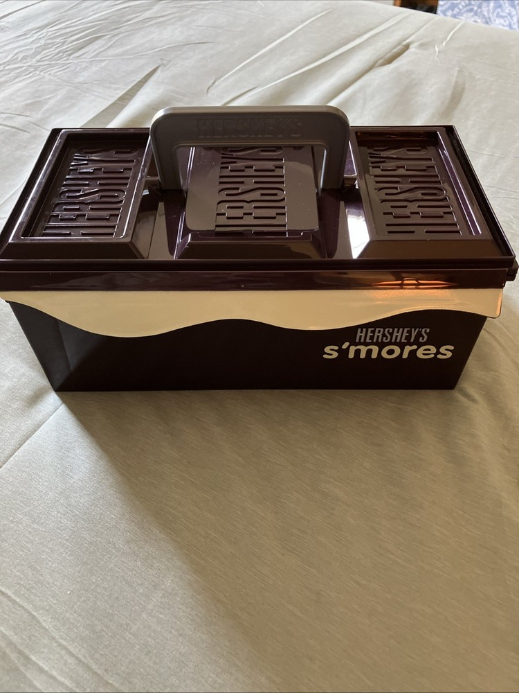 Hershey's Chocolate S'Mores Sectioned Caddy Carry Case Snap Shut Storage New!