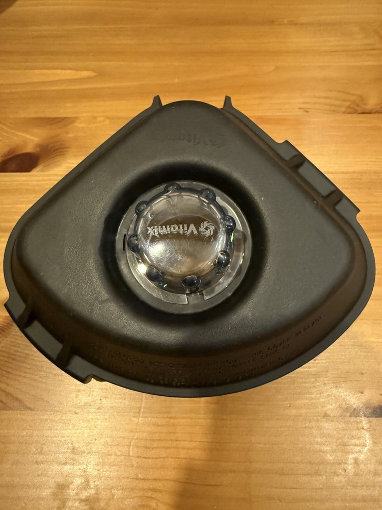 VitaMix 15985 Two Piece Rubber Lid For Advance Container