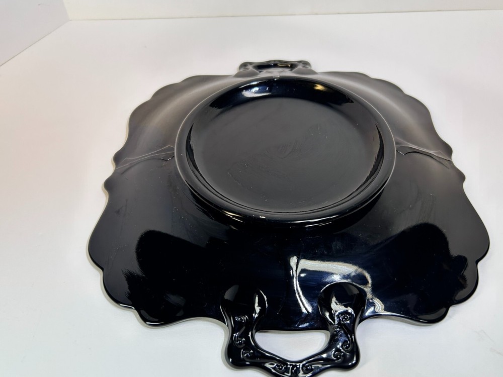 Vintage L.E. Smith, Black Amethyst, Handled Square Dish, Beautiful.